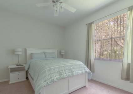 Hills Bay Hideaway Queen Bedroom